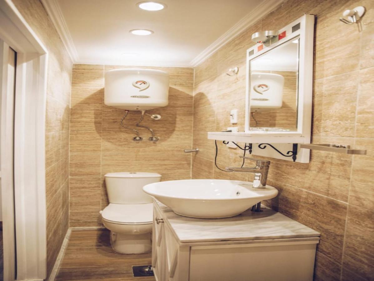 Paris Hotel Kairo Bagian luar foto