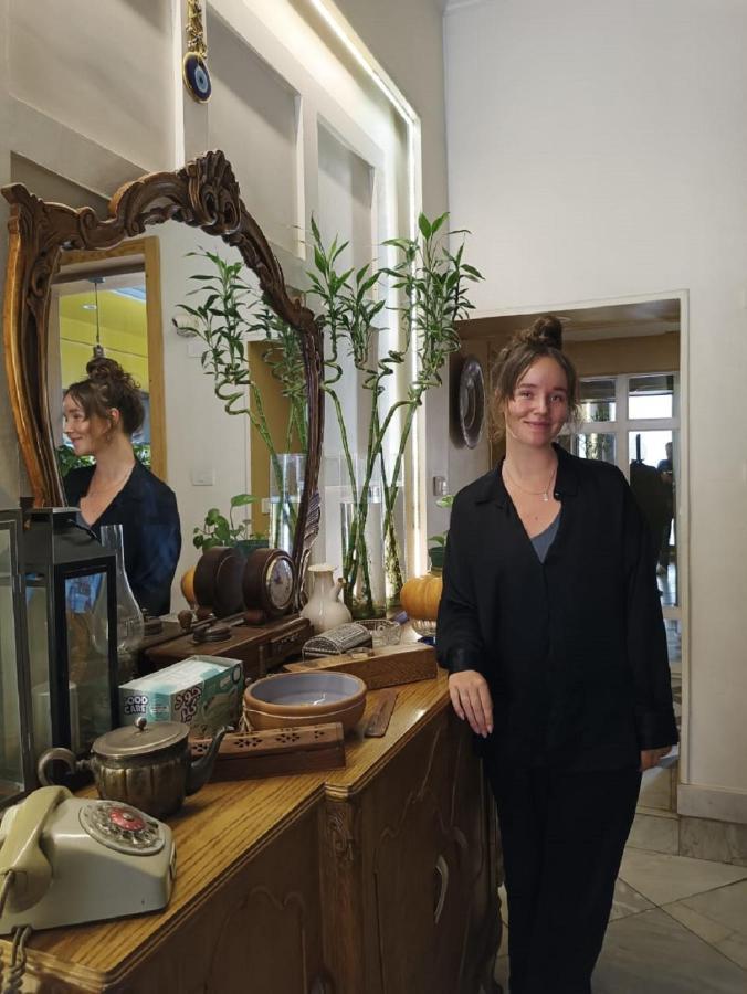 Paris Hotel Kairo Bagian luar foto